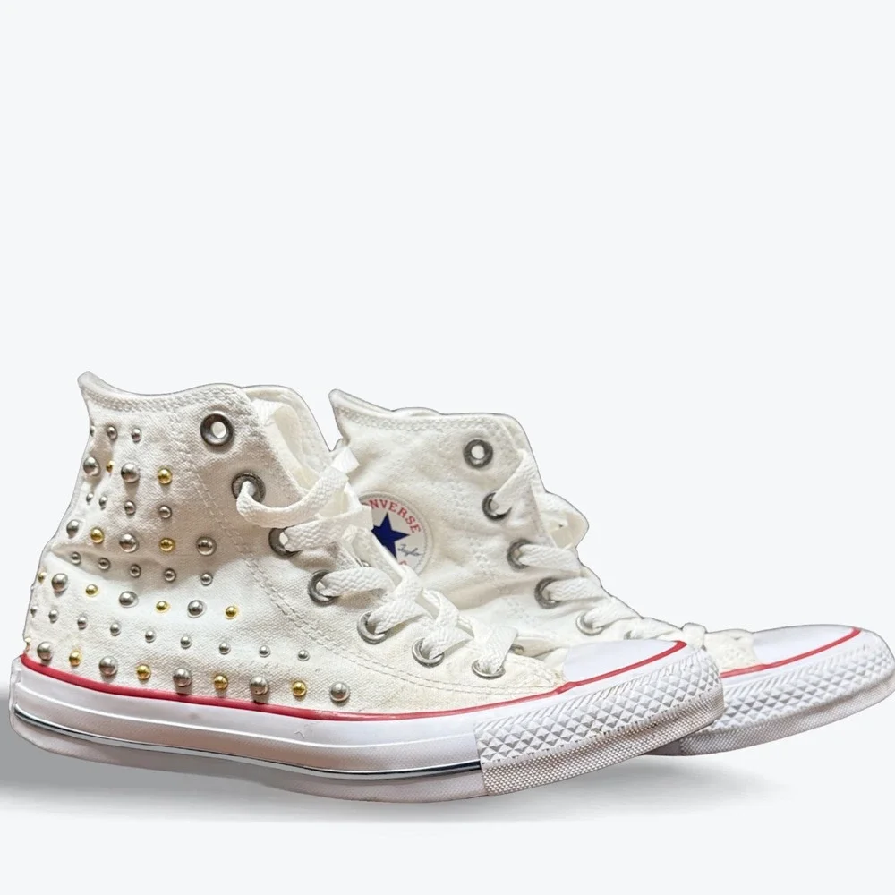 Converse All Star White‎ Studded High Top Sneakers Kids / Jrs 4 or Womens 6